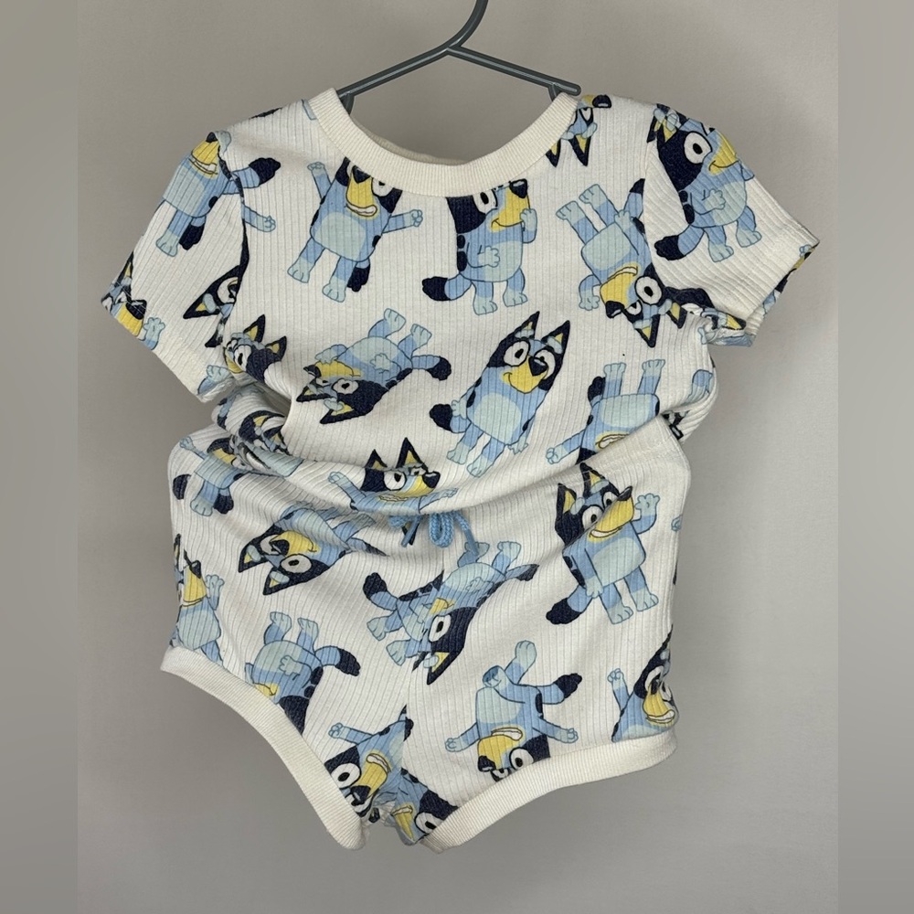 Bluey Toddler Girls Tee and Ribbed Shorts Set, 2-Piece, Size 5T